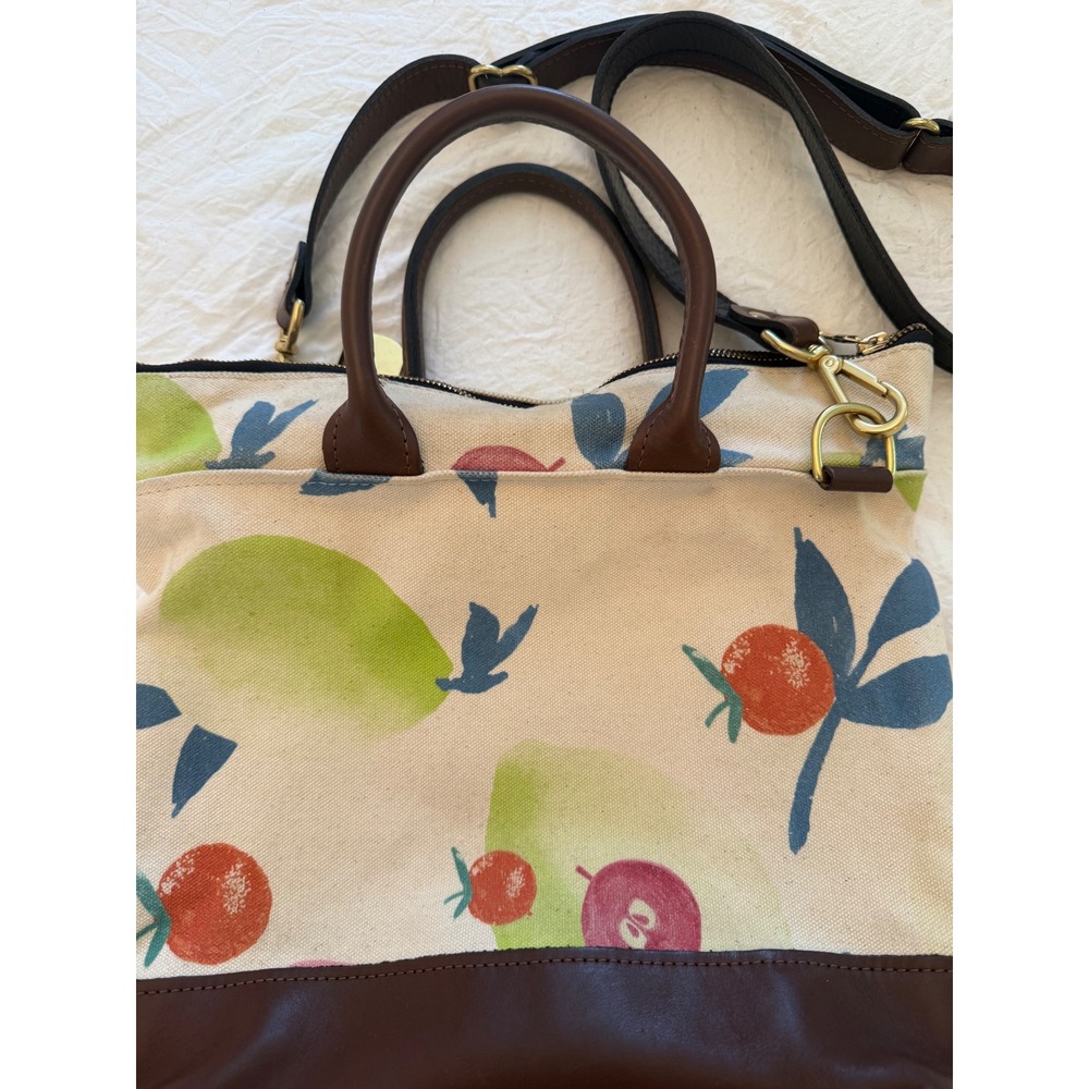 R. Riveter Tote Bag Womens Medium Cream Fruit Print Canvas Leather shoulder bag - Picture 2 of 6